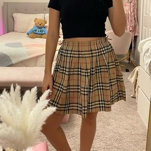 Burberry skirt